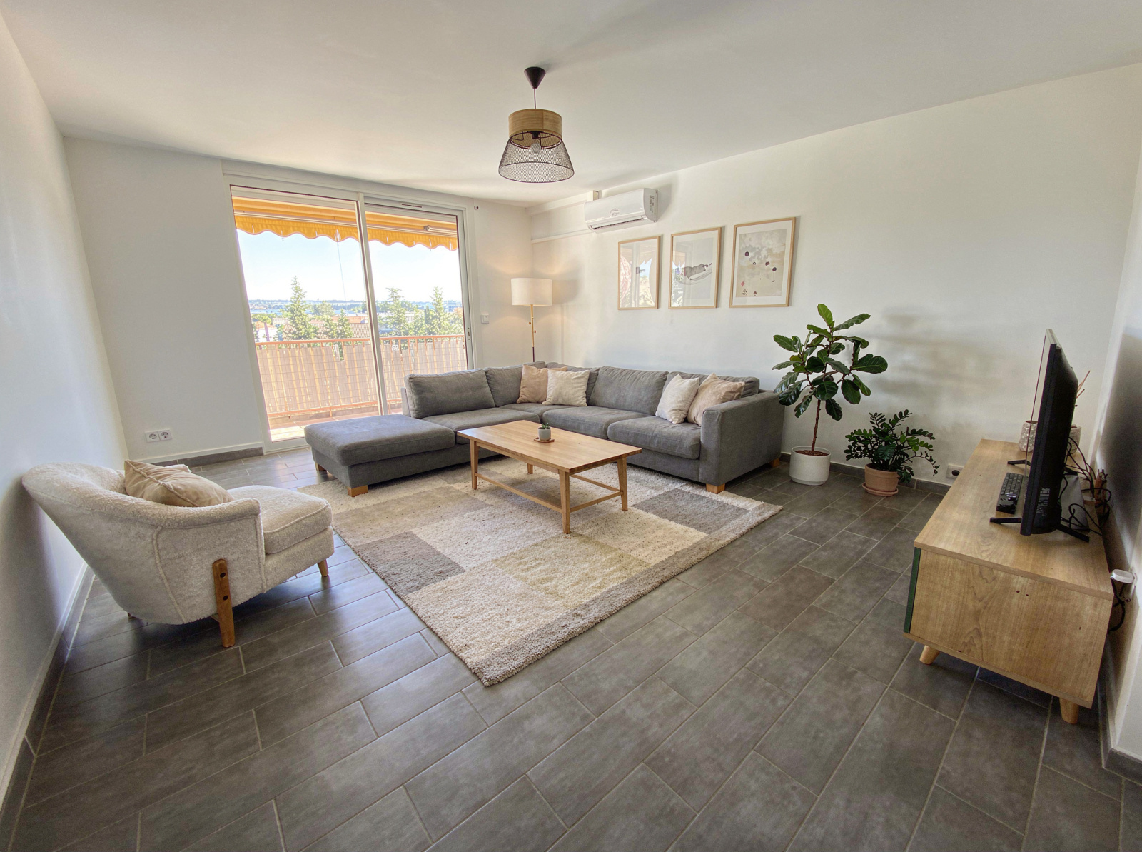 Appartement 3 pièces 72 m² · à Nîmes · 72 m² · 110 000 €